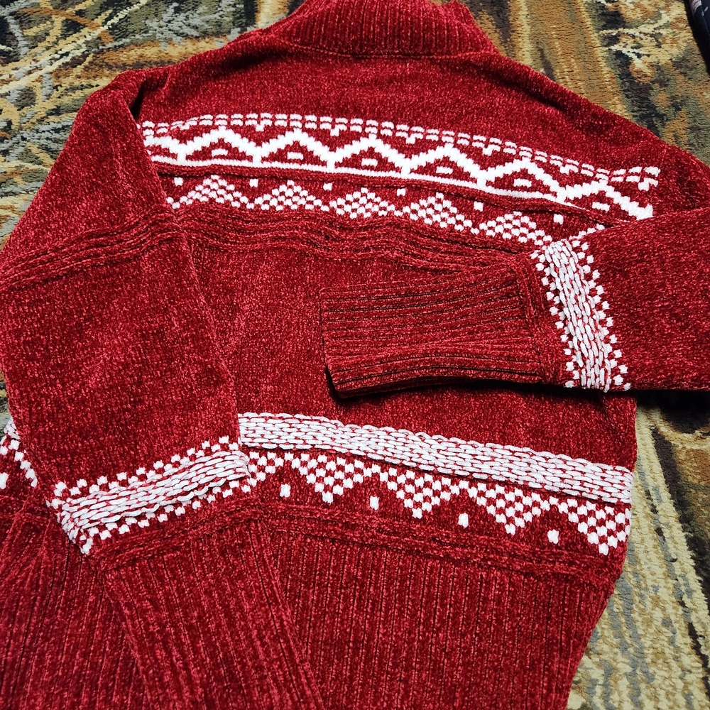 Christian Siriano Red and White Patterned Turtleneck Sweater - Picture 2 of 7